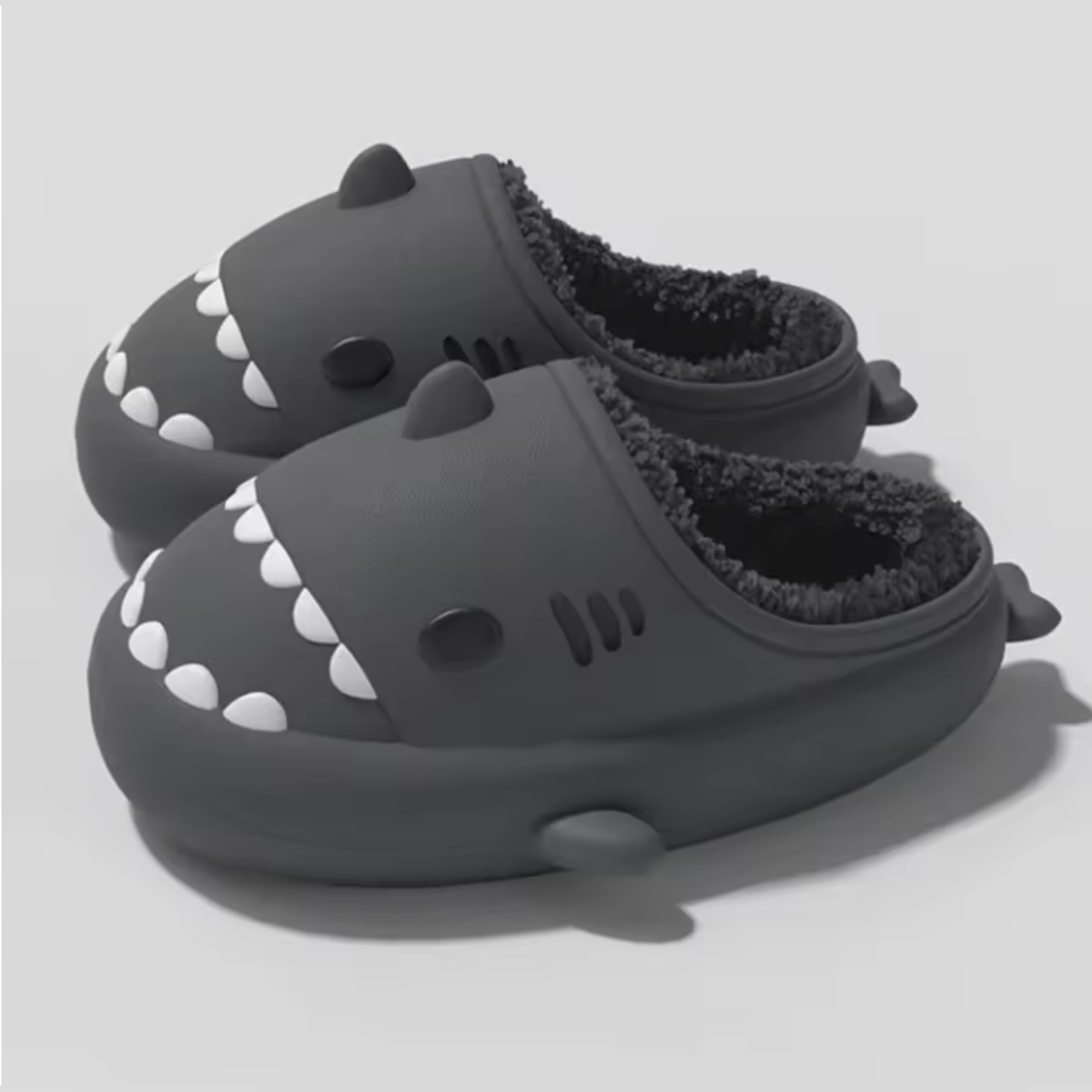 SHARKSTEP™ – Pantoufles Requin